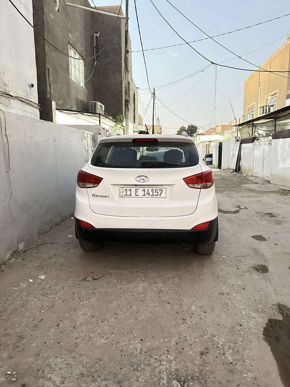 السلام عليكم توسان موديل 14
السونار كدامك واضح وجديد 
بأسمي وسنويه جديده للستفسار الاتصال ***********
عنواني بابل السعر 140 $
