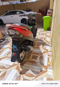 دراجه ماكس عدله كلشي شغال مكينه ما مفتوحه تجي وتفحص ٨٥٠وبيهه مجال 0776...