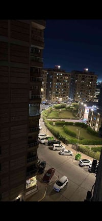 شقة للبيع بسعر خيالي مجمع الايادي بسكولاته    شقة للبيع مؤثثة بالكامل ...