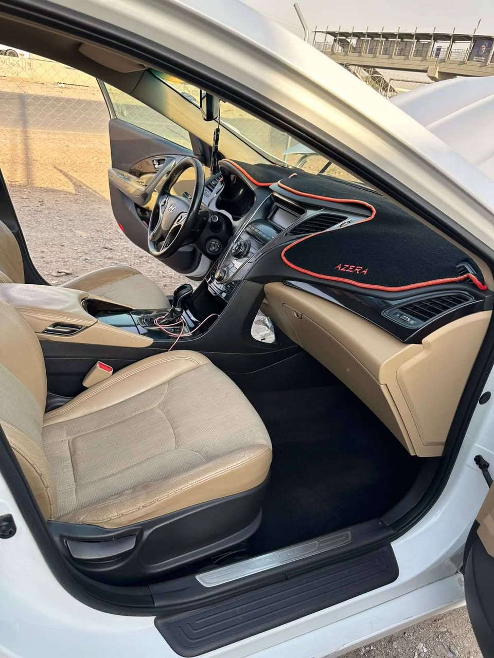 #سياره_حلوه_وجديده_ومناسبه
السلام عليكم 
ازيرا  خليجي 2011
 السياره بأسمي سنويه  
السياره  مكفوله وجاهزه من كلشي
مواصفات السياره نص فول 
كيرومحرك حداديه وكهربائيات كله فووول

سياره نظيفه وبسعر معقول بالعافيه ع الياخذها 🤩🔔
(للبيع او مراوس) ✅

المكان بغداد 
الراشديه
السعر :: اطلبه بالتعليقات يصلك خاص 📩🟩✅

رقم صاحب السياره 
***********
