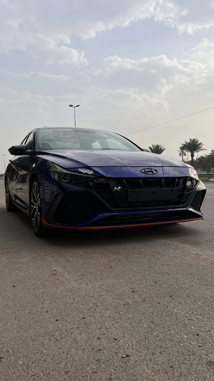 سلام عليكم 
الالنترا N وارد امريكي
محرك2000تيربو
فول مواصفات السيارة 
موديل2022 
ماشيه16 
حادثها مبدل بونيد ومصبوغ فقط 
السيارة مكفولة لغد وشاصي
بغداد الشعب شارع الصحه 
السعر ١٥٣ وبيها مجال بسيط
***********
