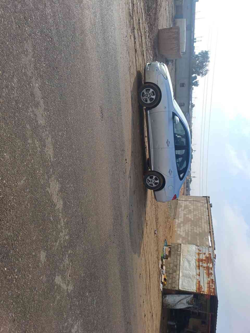 السلام عليكم للبيع افانتي مديل ٧ رقم بغداد  بأسمي ضرر فخذ ايمن وباب صبغ السعر ٨٥ وبي مجال مكان السياره موصل استفسار اتصال *********** ك ***********
