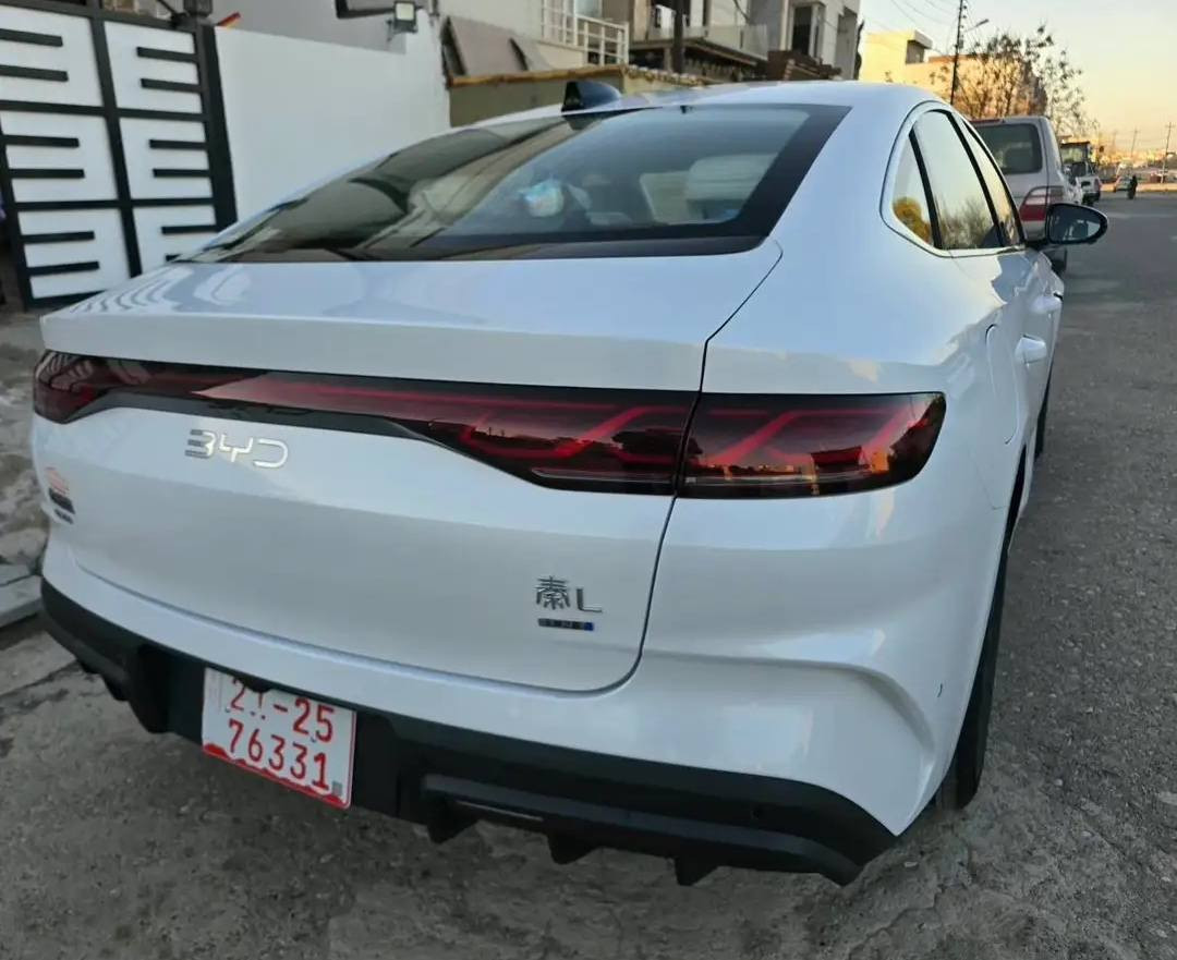 بۆ فرۆشتن: BYD Qin L 2025 - لوتکەی زیرەکی و سەلامەتی (١٣ کامێرا)
گرنگترین تایبەتمەندییەکان:

سیستەمی ١٣ کامێرا: بینینی ٣٦٠ پلەی تەواو، بینینی ژێر سەیارە (Transparent Body)، و سیستەمی تۆمارکردنی ڕووداوەکان.
سیستەمی راداری زۆر پێشکەوتوو

مۆدێل: ٢٠٢٥ (شێوەی نوێ) رەقەمکراوی هەولێر

ڕۆیشتوو: تەنها ٧٠٠٠ کم (زۆر پاک و بێ کێشە).

سیستەمی سووتەمەنی: هایبریدی PHEV (نەوەی پێنجەمی DM-i). ٨٠ کم تەنها بە شەحن دەڕوات و مەسرەفی بەنزینی لە سفر نزیکە.

ناوەوە: دیزاینی لۆکس و ڕەنگی سپی، لەگەڵ سەقف سلايد.

سەلامەتی: خاوەنی ڕاداری پێش و دوا، برێکی ئۆتۆماتیکی، و پاراستنی لایدان (L2 ADAS).

شاشە: شاشەی زیرەکی گەورە بە کوالێتی زۆر بەرز.

تێبینی: ئۆتۆمبێلەکە ٧٠٪ی ڕۆیشتنەکەی بە کارەبا بووە، واتە مەکینەکەی لەڕووی بەکارهێنانەوە وەک سفر وایە.

شوێن هەولێر
نرخ 178 $ مجال 
***********

نظام 13 كاميرا: رؤية محيطية 360 درجة، خاصية هيكل السيارة الشفاف (Transparent Body)، ونظام تسجيل الحوادث.

نظام رادار متطور جداً.

الموديل: 2025 (الشكل الجديد) - لوحات أربيل.

المسافة المقطوعة: 7,000 كم فقط (نظيفة جداً وبدون أي مشاكل).

نظام الوقود: هجين قابل للشحن (PHEV) بتقنية الجيل الخامس DM-i. تقطع 80 كم بالشحن الكهربائي فقط، واستهلاك البنزين شبه معدوم.
الموقع: أربيل

السعر: 17,800 دولار (مع مجال بسيط)

للتواصل: ***********
