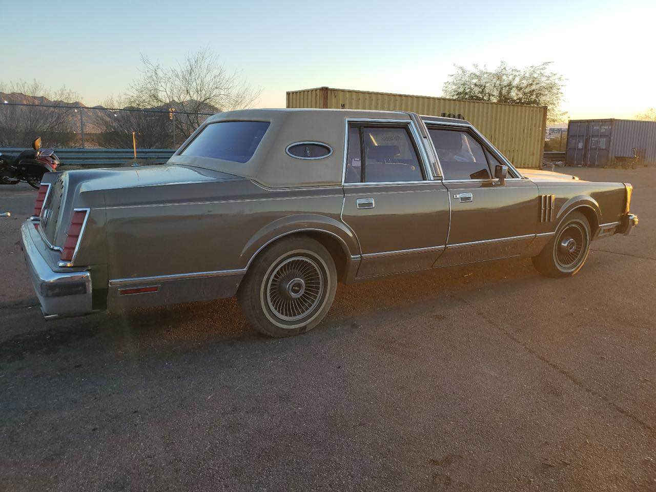 Lincoln 1980 ✅سعر 
سيياره ب اربيل
فول مواسفات
مكينه تغير من امريكا
سياره جديد
ماشي ١٤ الف ميل زيرو سياره
كول علا وضع شريكة
مكينه pis صورعه مكينه قوي
سياره رقم اربيل جاهز
مكان ب اربيل
تبريد شغال كول بلادي شغال
*********** watsapp
*********** أربيل, العراق
