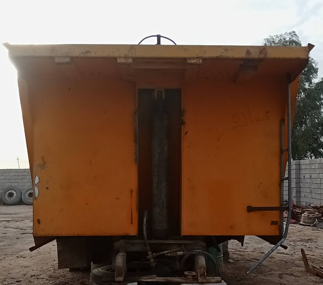 السلام عليكم لبيع بدي 5/25متر مايلر بلاد الماني جديد مكان البصره سعر 75ورقه رقم الهاتف ***********
