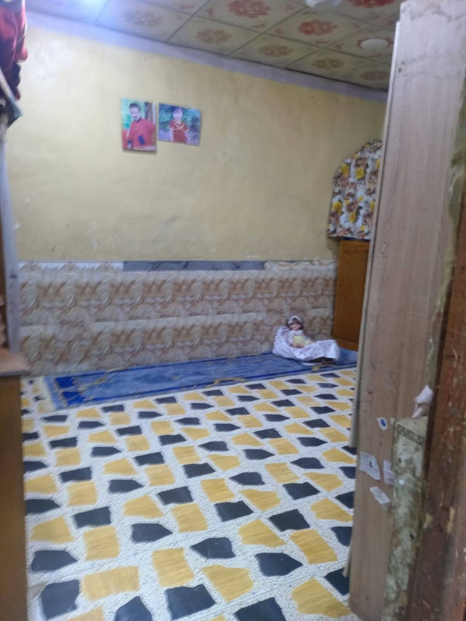 بيت للبيت المساحه ١٠٧ خلفي المكان حي الشهداء شارع ابو قيصر
للاستفسار عالرقم ***********
مكلفه بالنشر الخاص مغلق
