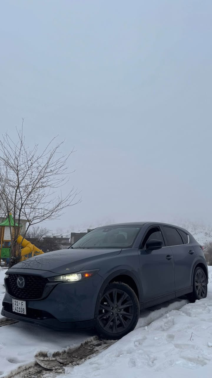 بِسْمِ اللَّهِ الرَّحْمَنِ الرَّحِيمِ
mazda cx5 2023 awd فوول مواسەفات 
سەیارەکە فوول مواسەفاتە کاربۆن ئیدیشین دەبل ئەکسل مەکینە ٢.٥ بێ تۆربۆ 
مواسەفات
سلایت 
شاشە گەورە
کوشن جلد 
کوشن کارەبای و خەزن
کوشن گەرم 
 ڕادار خەتی جادە ئۆتۆ ستۆپ 
ڕاداری ئاوێنەکان 
پشت و پێش کەپس 
چاملغ و دەرکەی سەکن سبوغە بێ ژۆری بێ شانسی 
٢ pdr گچکەی هەیە 
ئێرباگ شان و سوکان تەقیە سوکان بیلادی داندرایتەوە
لایت و ڕادێتە و پێشی کامل بیلادیە  
٤٦٠٠٠ مایل ڕۆییە گێڕ و مەکینە کارەبایات کامل بە شەرت 
ڕوونی گێڕی تازە گۆڕدراوە 
دینارەک مەسروفی تێدا نیە سەیارەکە بێ نوقسانیە 
سعر ١٨٥ 
شوێن هەولێر 
ڕەقەم مۆبایل *********** أربيل, العراق
