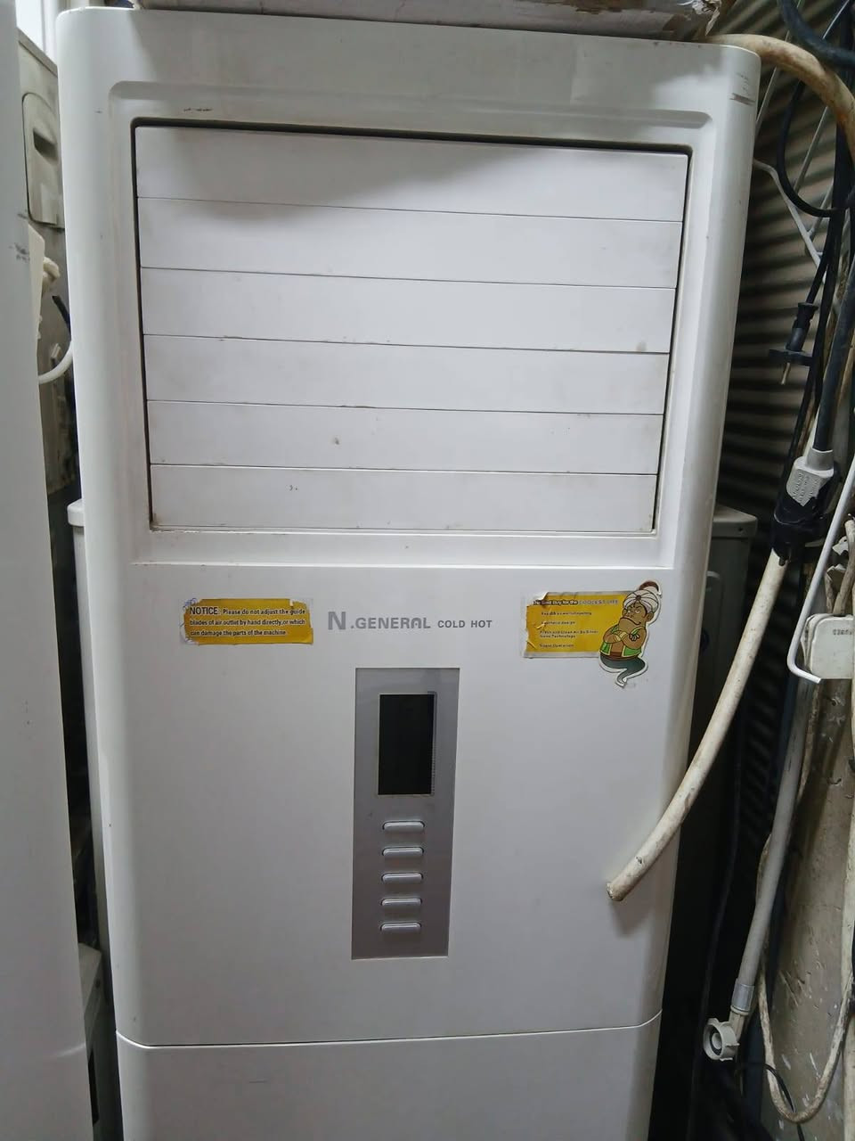 اللهم صلي على محمد وآل محمد
توفرت جميع انواع السبالت عمودي وجداري وباسعار جدا مناسبه
مجمع المصطفى. الدلال. مجاور مكتبة علاء التميمي
للاستفسار ***********
