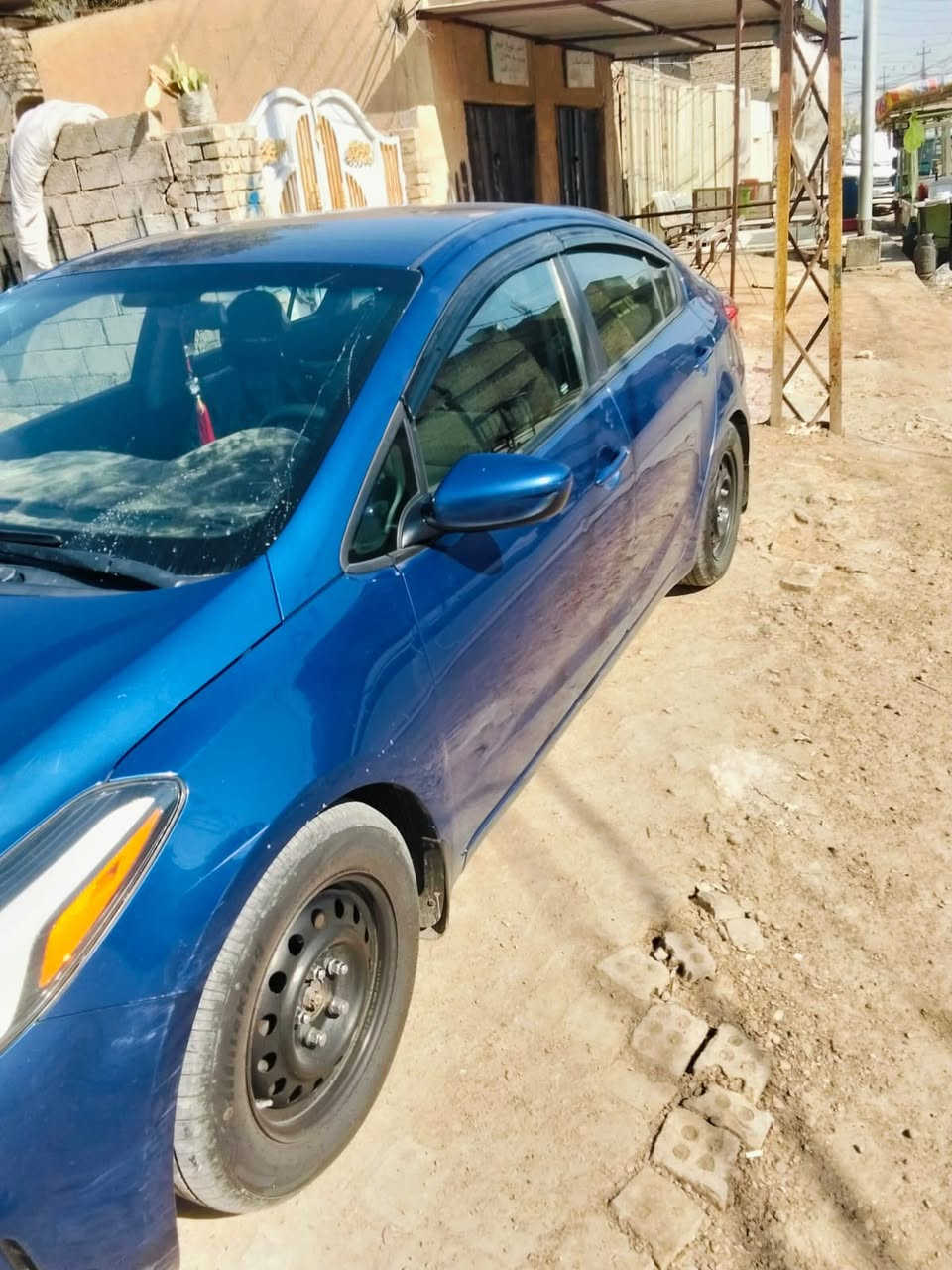 سلام عليكم فورتي موديل 17 وارد أمريكي حادثها بسيط جاملغ الأمامي ،  سونارها موجود. رقم بغداد ، جاهزة من كلشي . مكان بغداد الرصافه السعر 124وبيها مجال بسيط ***********
