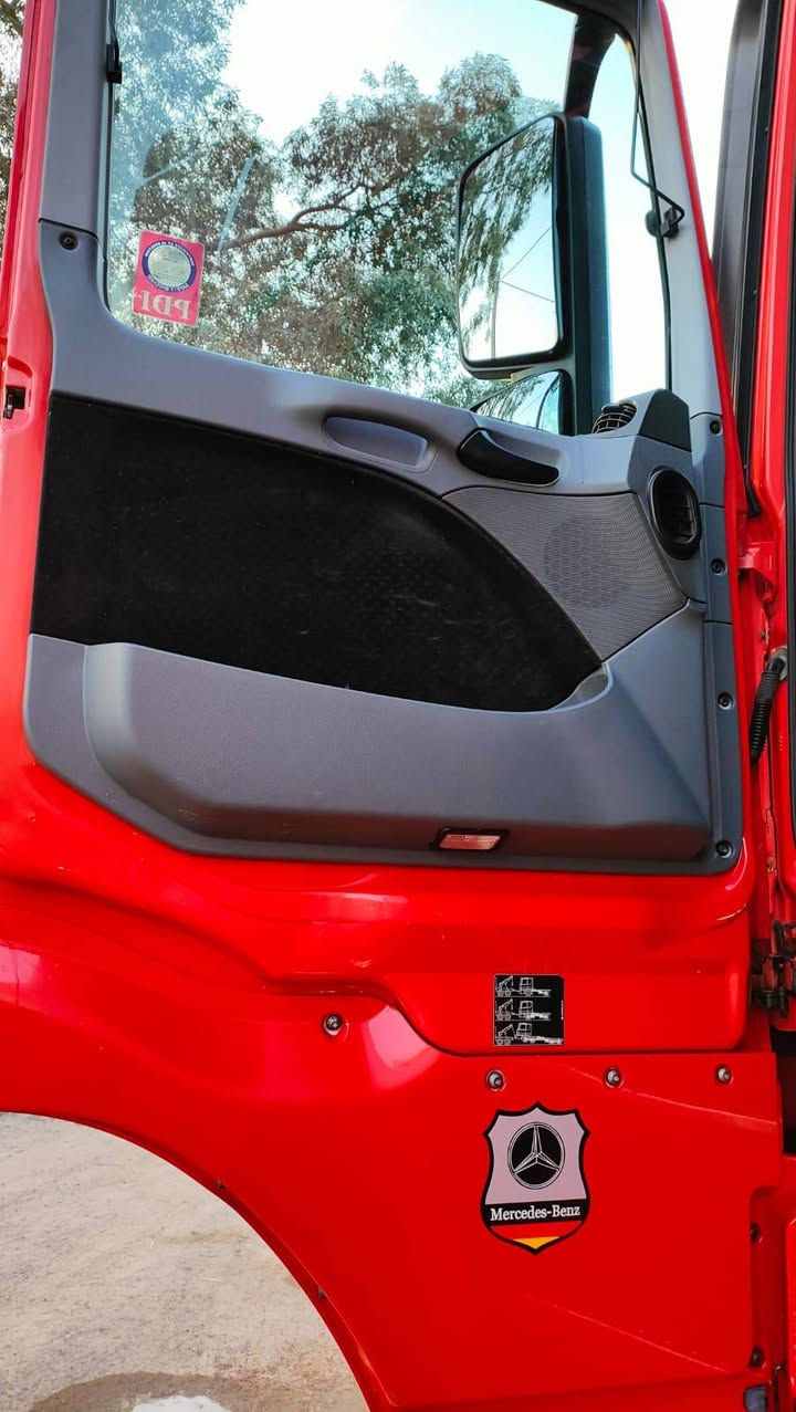 السلام عليكم اكتروز 2009حجم 48 بدون صبق بدون ضربة علامة ضويه تخم تاير ويل كب كشن تدئفه تبريد كامره حساس سقف ليزري رتايدر  العربه سمك سبعه ارتفاع  ٦٥ بدون دوسه sL ٢٠٠ابو الوركه الخضره  
شمتز    مكان البصرة السعر  ٦٢٥ ورقه  ***********
