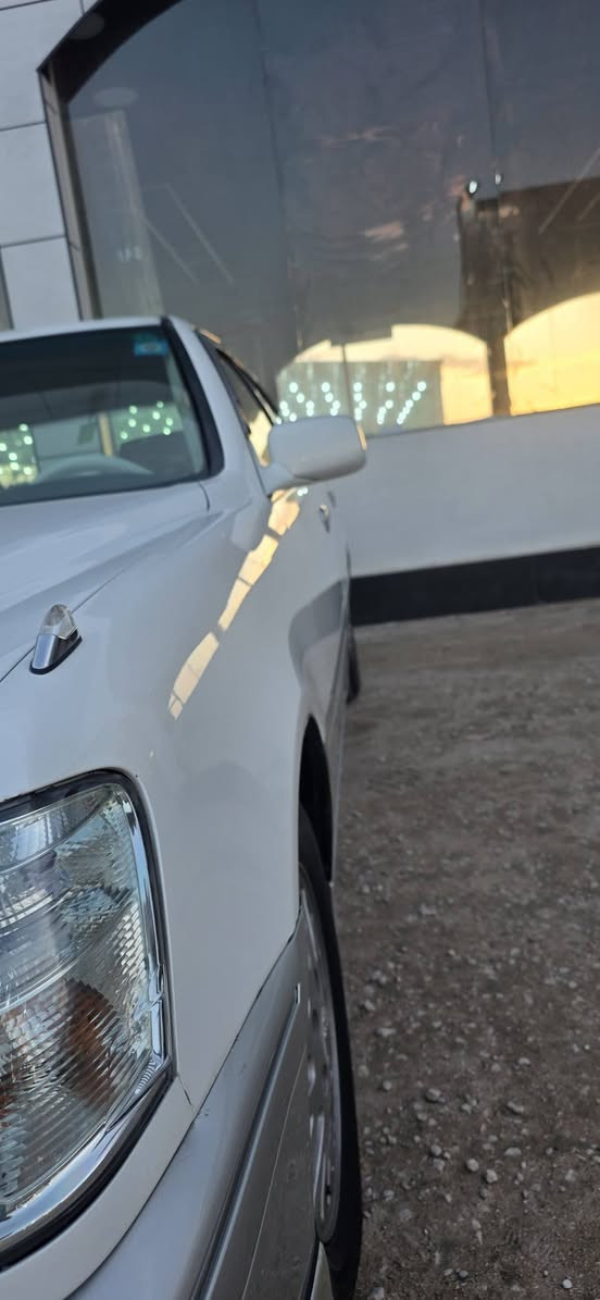 ملكه البيع فول موصفات عده الفتحه  رقم نكليزي ماداور ثاني يوم
4 دكم ديفور جبير  كرستال  تحويره نجف فوك وجوه  
مبدل بيه ربع المامي فقط الباقي كفاله عامه
سعر 140 وبيه مجال مكان نجف ***********
