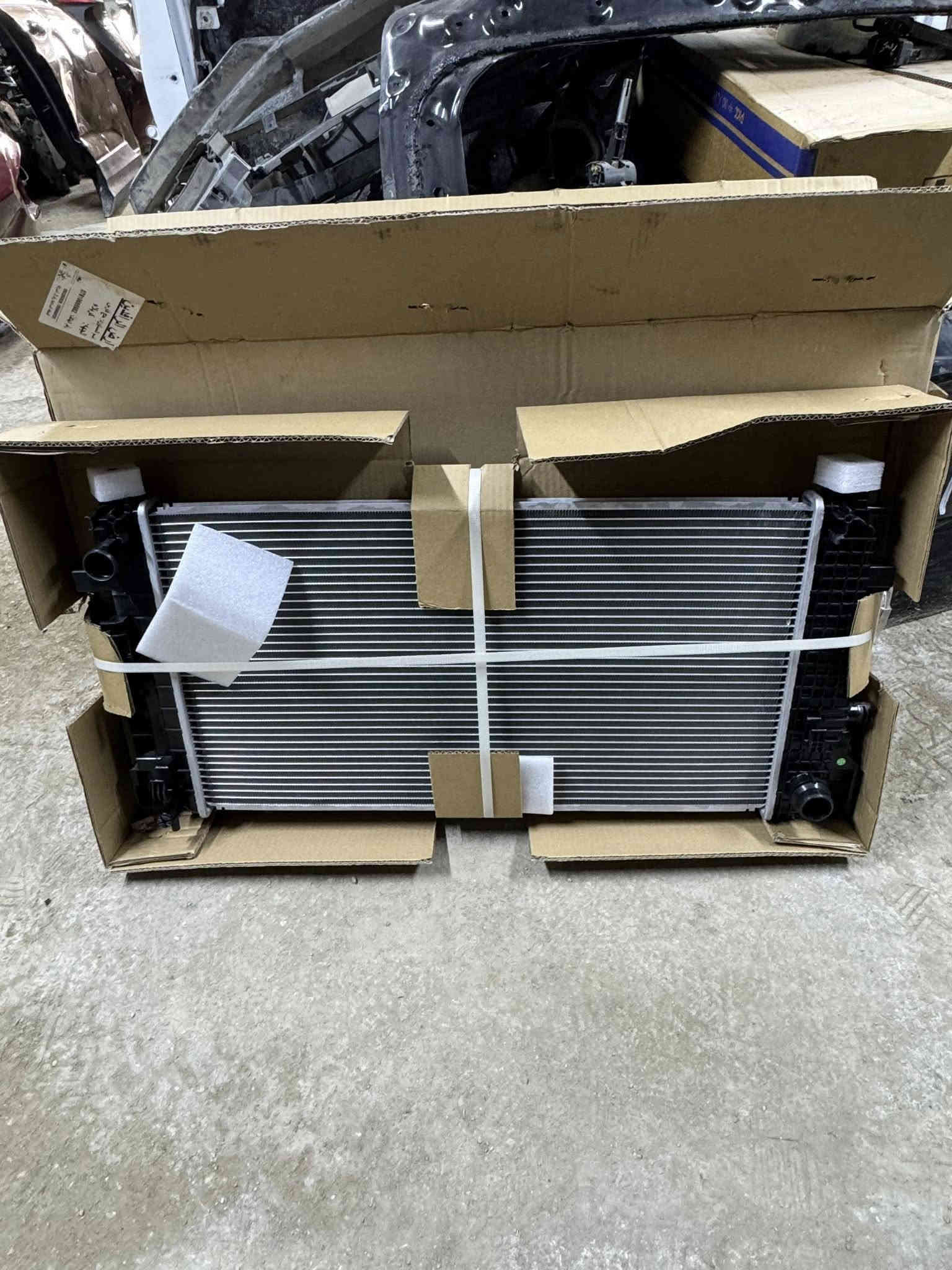 السلام عليكم متوفر ادوات بلايزر / تريل بلايزر / تراكس / ايكوينكس / ماليبو / سبارك
مجمع محمد الطفيلي 
متوفر توصيل الى جميع المحافظات 
***********
