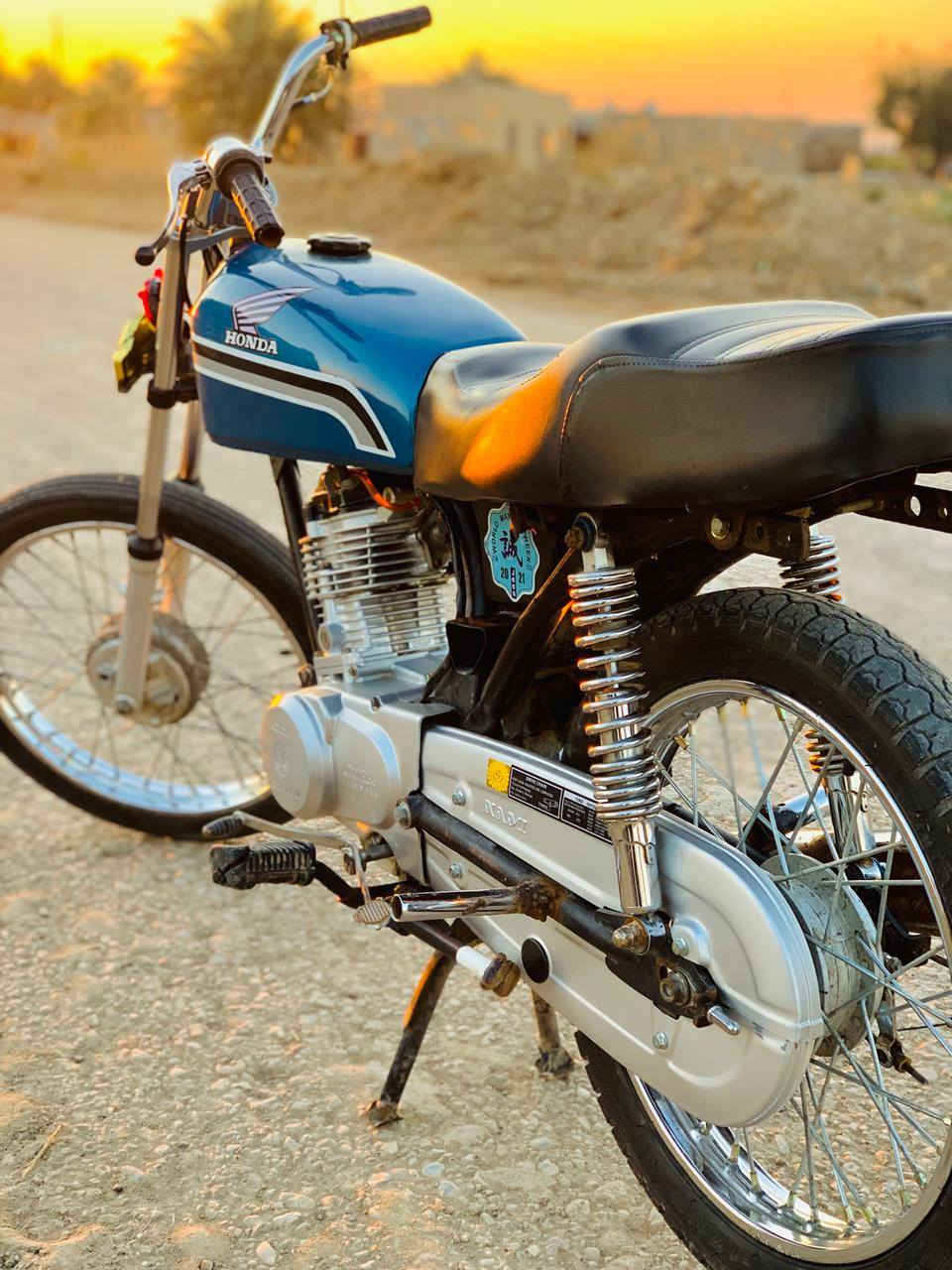 سلام عليكم شباب ؛للبيع سي جي نامه موديل 24 (كلك كلك) مكفوله من السرقه مفتوحة مبدل بستم فقط!! محرك ناعم خير من الله شرط شلعه ومعدل وسلولي كهربائيات شغاله الدراجه كامله ما عوزها برغي!!  السعر 475 وبيها مجال للشراي واليجي ما يرجع اله وهوه راضي! مكاني شطره للستفسار خاص او الرقم  0781 831 5763
