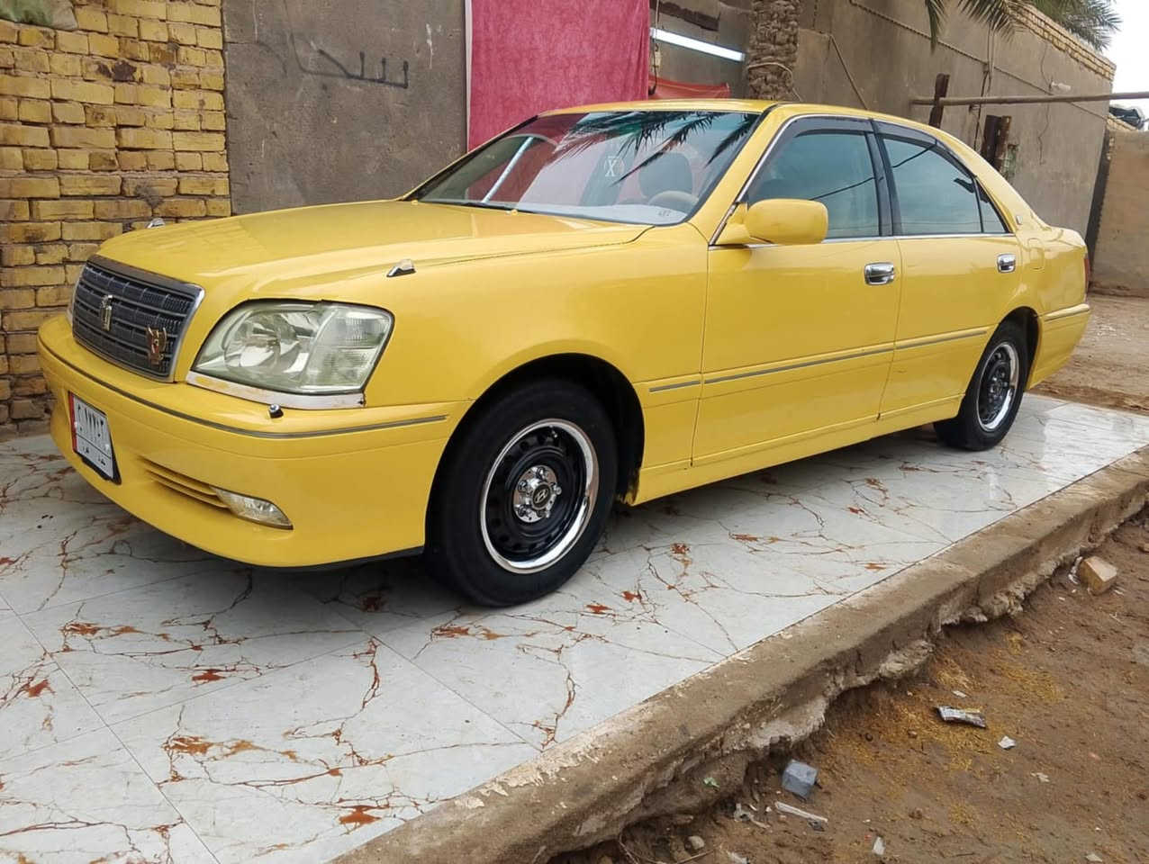 ملكه للبيع 2003 مكينه 2 اونص ففتي كير حداديه تايرات تبريد شرط الفحص علمن سياره كص قماره فقط 
رقم بغداد فقط وكاله 
مكان ناصريه سوق الشيوخ 
السعر 60
وبيه مجال 
***********
