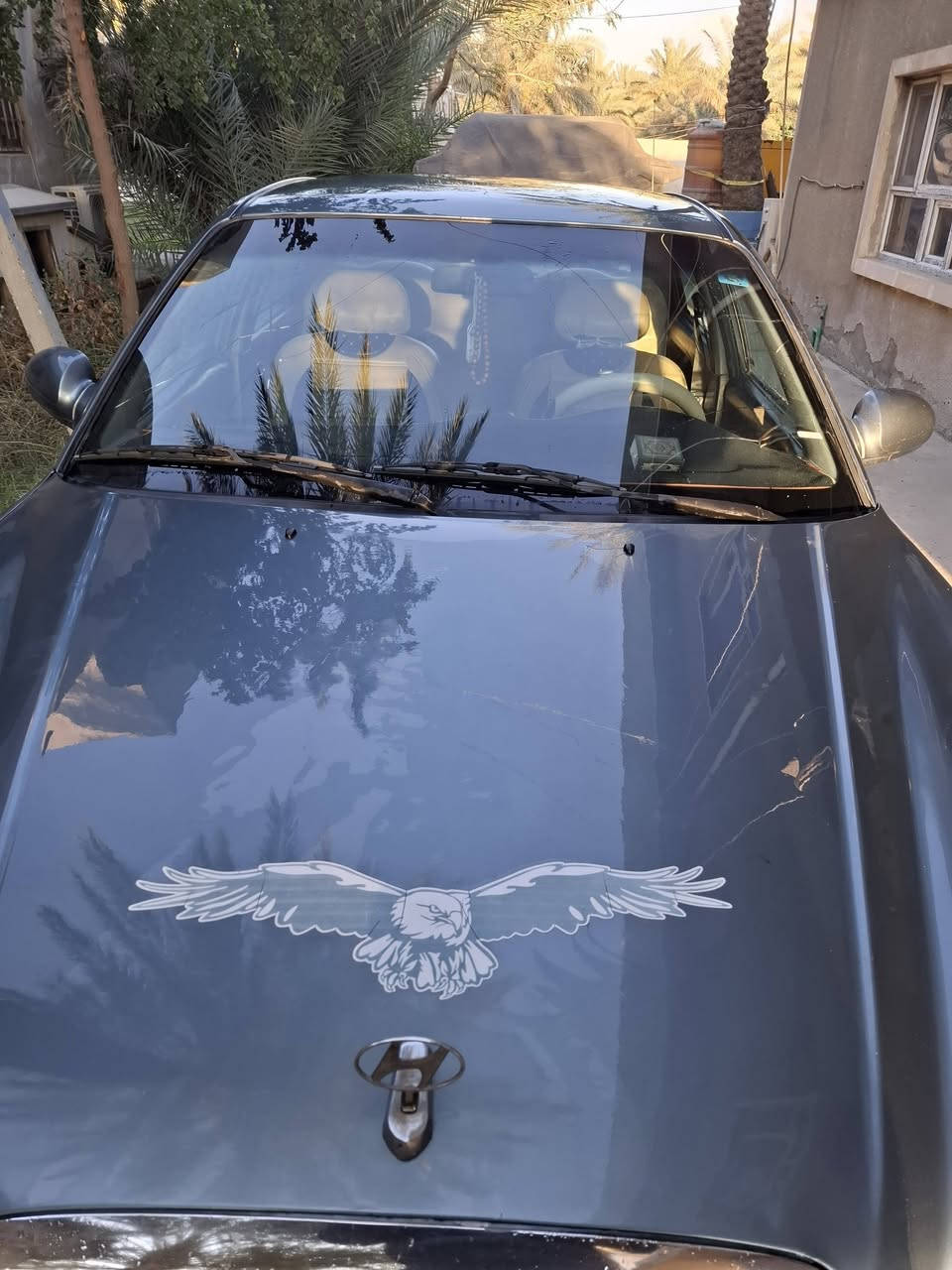 سلام عليكم 
سوناته وفود موديل 2003محرك 4 سلندر 
سياره جاهزه بيه تلحيضات بسيطه مصبوغه عام بيه طخه خفيفه باب السايق وجاملغ الخلفي بدون اي دواخل تجي تفحص وتشوف بعينك السعر ٦٢ وبيه مجال بسيط 
بغداد الدوره .***********
