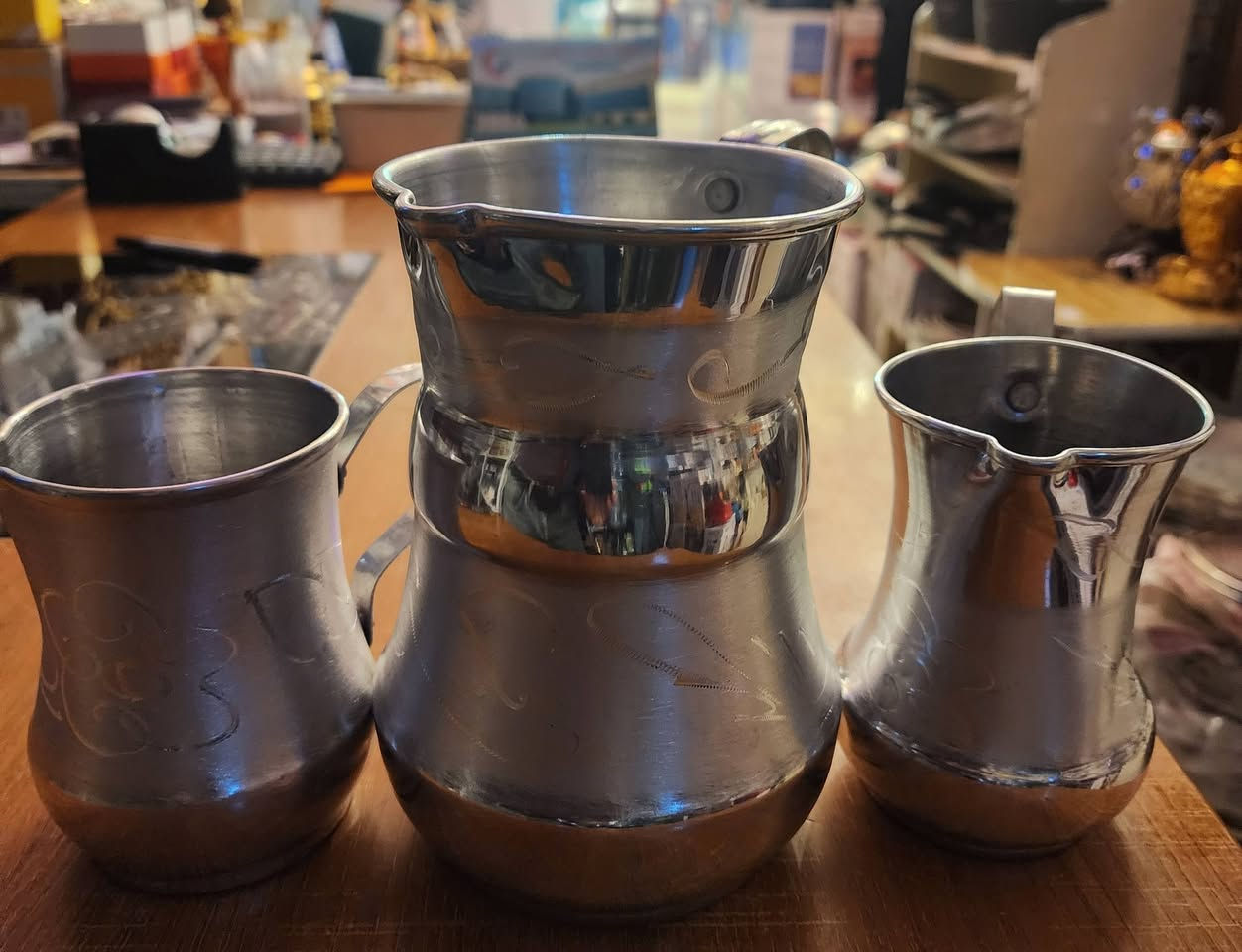 رمضان يجمعنا  
وصل الخلاط الأصلي بسعر 30 
 دولة مع كلاص عدد 2 بسعر 5 
 خدمة التوصيل على الرقم ***********  عنواننا قرب سدة الكوت مقابل مول سير وليم مرحبا بالعوائل الكرام
