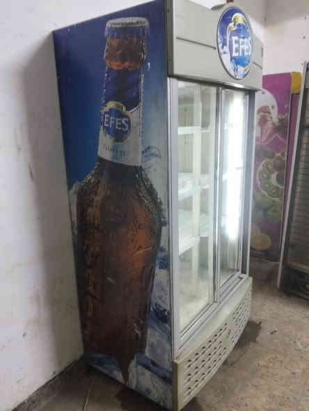 عارضه للبيع  بابين سلايت ايكور تركي فول تبريد مكان بغداد العبيدي شرط ضمان***********
