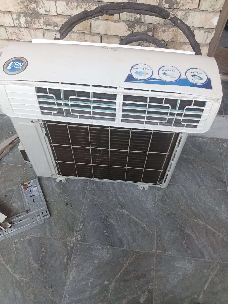 السلام عليكم سبلت طن واحد للبيع نضيف مكاني بغداد حي العامل *********** مستعجل على بيع 300الف
