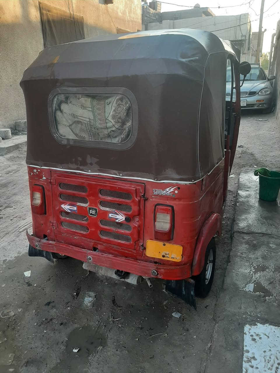 18 للبيع  بغداد الدسيم ***********
