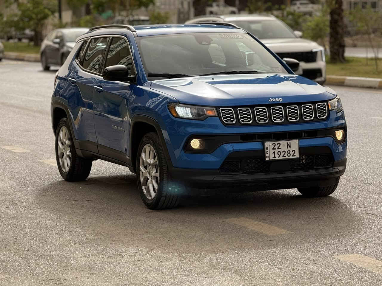 2023 JEEP COMPASS, LATITUDE LUX

للبيع جيب كومباس وارد امريكي موديل 2023

حادث بسيط دعامية امامي مفتوحة مكانين تعديل بارد سيارة مكفولة من الصبغ جميع الايرباكات سليمة 
سيارة جديدة بوضع الشركة ماشية 11 الف

سعر 173 ورقة 

***********

حجم محرك 2000 توربو ✈️

بصمة تشغيل وابواب بصمة وتشغيل عن بعد 

دفع رباعي 4X4

قطعتين تبريد ❄️❄️

شاشة كبيرة وكامرة دوارة

هاند بريك بصمة

كشن كهرباء

كشنات جلد

لايت انارة LED + كشفات انارة متحركة مع الستيرن

رادار نقطة عمياء تحديد مسار توقف ذاتي 

رقم اربيل وكالة او تحويل حاظر 

مكان السيارة بغداد الكرخ قرب شارع مطار بغداد الدولي 

***********
