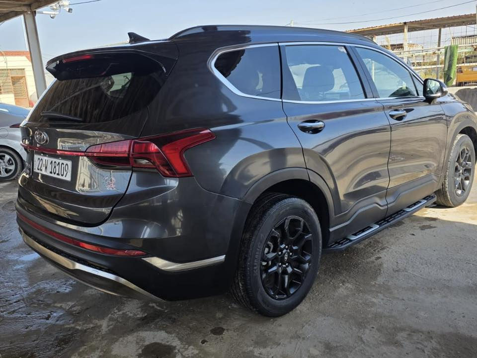 سنتافي موديل 2023
وارد امريكي السياره 

ماشية58 فقط 

وترقيم جديد رقم اربيل 

2500 محرك  

كشن كهربائي 

بصمة ابواب 

بصمة تشغيل

تشغيل عن  بعد

رادار امامي خلفي جانبي 

أنظمة قيادة 4 

comfort

sport

smart

snow

--

اوتو هولد

مانع انزلاق

كيرها يجي  دكم بيانو

تبريد منفصل 

تبريد قطعتين

فور ويل  

فول تحكم استيرن جهتين

شاشة تدعم كار بلي  مع كامرا خلفية دوارة

مانع انحدار 

رادارات جانبيه امامية خلفيه

شحن مبايل واير ليس

مانع تصادم امامي خلفي 

تحديد مسار قيادة آليه 

شفتات استيرن 

تدفئه كشنات

فول تحكم استيرن جهتين

شاشة تدعم كار بلي  مع كامرا خلفية دوارة

مانع انحدار 

رادارات جانبيه امامية خلفيه

شاشة اعطال 

لدات امامي نهاري

بك لايت لد 

منافذ شحن امامي خلفي 

وباقي المواصفات معروفة 

حادث السياره جدا بسيط فقط جاملغ خلفي 
سعرها118

الاستفسار ***********
