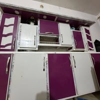 للبيع كاونتر مطبخ نضيف انا مكلف بالنشر اتصال على 07744882412
