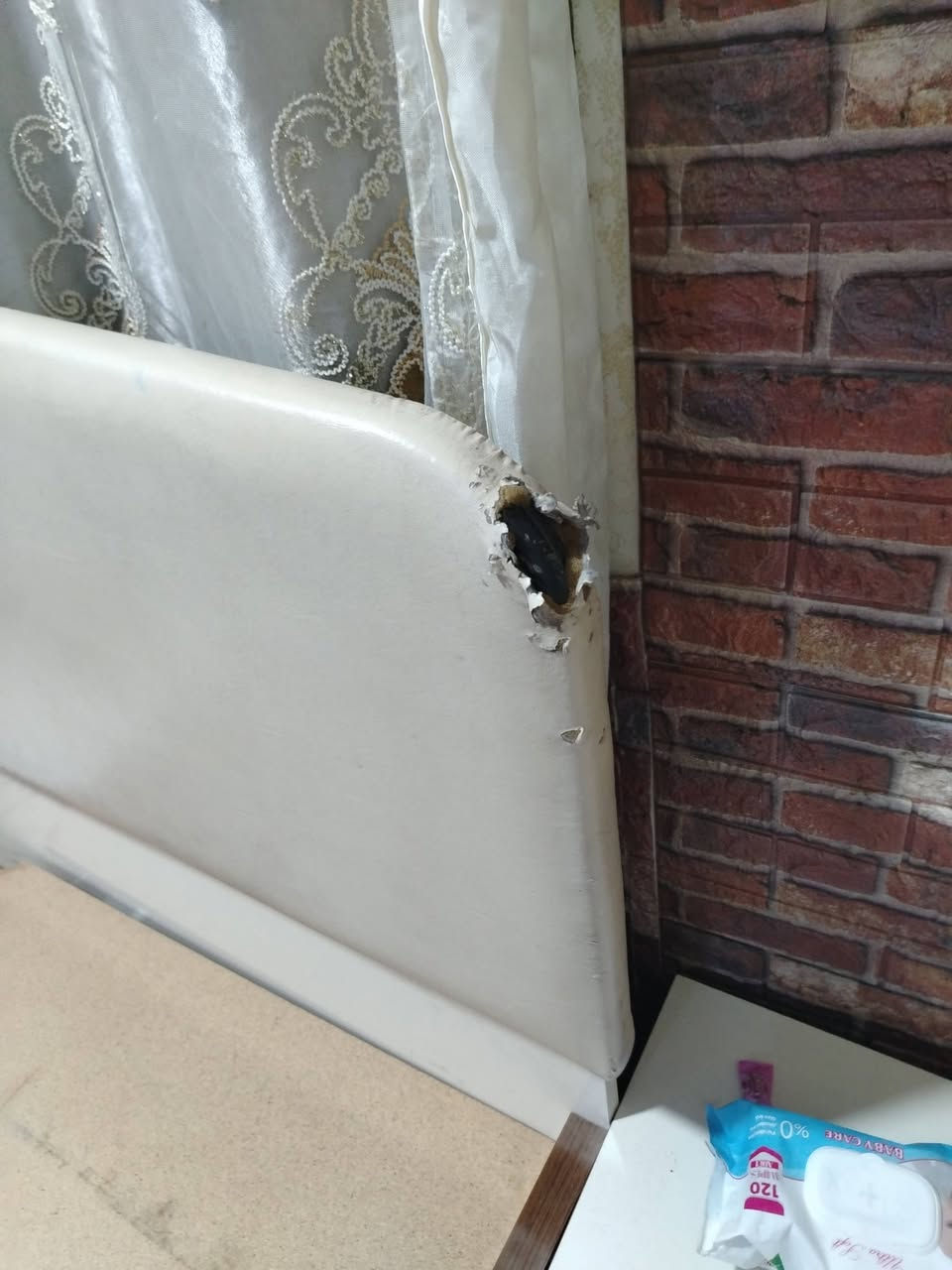 غرفه تركيه باب اول ثكيله للبيع بيها ضرر سعر 500وبيها مجال


**إذا كنت صاحب هذا الإعلان وتريد حذفه لأي سبب، رجاءا أرسل رسالة إلى الدعم الفني**