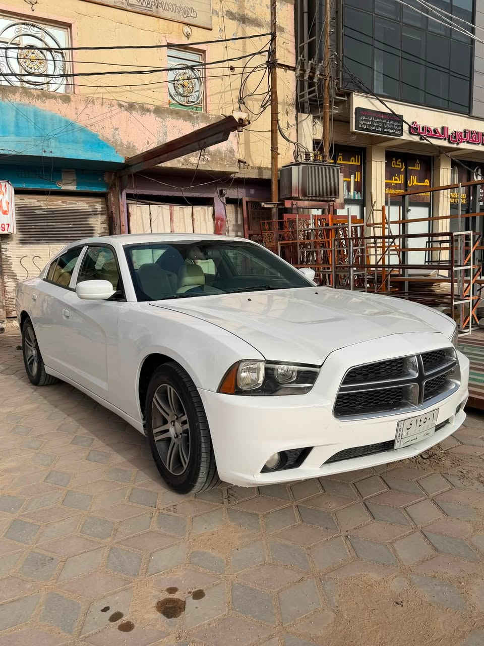 2013 السونار مرفق مع الصور  مواصفات عاديه بيع او مراوس السعر 140 وبيها مجال
*********** 
***********
