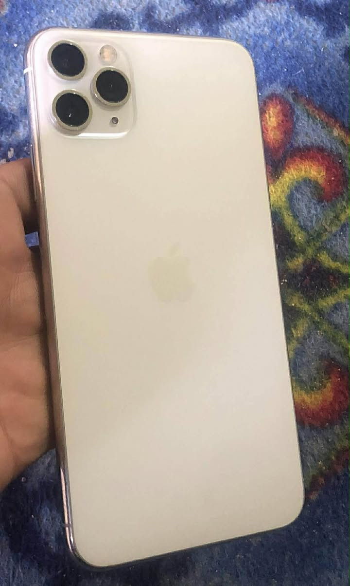 11 برو ماكس بطاريه ٧٩ ذاكره ٦٤ شرق اوصطً ماداخل صيانه نهائين العسر ٢٨٠ وبي ومجال مكاني نجف الحيره  ‭٠٧٨٤ ٦٣٤ ٢٣١٦‬
