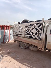 اللهم صل على محمد وال محمد مخزن المتوكل للزجاج والمرايا ... جمله و الم...