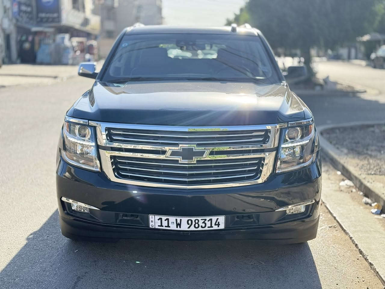 السلام عليكم شوفرليه تاهو LTZ 2017 خليجي وكاله المنصور فول مواصفات
رقم بغداد بأسمي 
فتحه
بصمه 
تشغيل عن بعد 
شاشه وسطيه 
كشنات خزن 
كشنات تدفئه تبريد 
داخل قرميدي 
كشنات كهرباء الخلفيه 
رادارات 
حساسات امامي خلفي 
داتا شو 
باب خلفي كهرباء 
ثلاجه 
ويل 22 
معروفه ال LTZ 
السياره خليجيه صارت طخه بيهه بسيطه بدون لادواخل ولاايرباكات مكفوله من الدواخل صبغت الجاملغ والبنيد جهت السائق 
وجاملغ خلفي عكس السايق 
ادامه كامله عالسياره متصرف الف عليهه 
سعر السياره ب295$ فقط 
مكان السياره المنصور الداودي 
للاتصال *********** و***********

