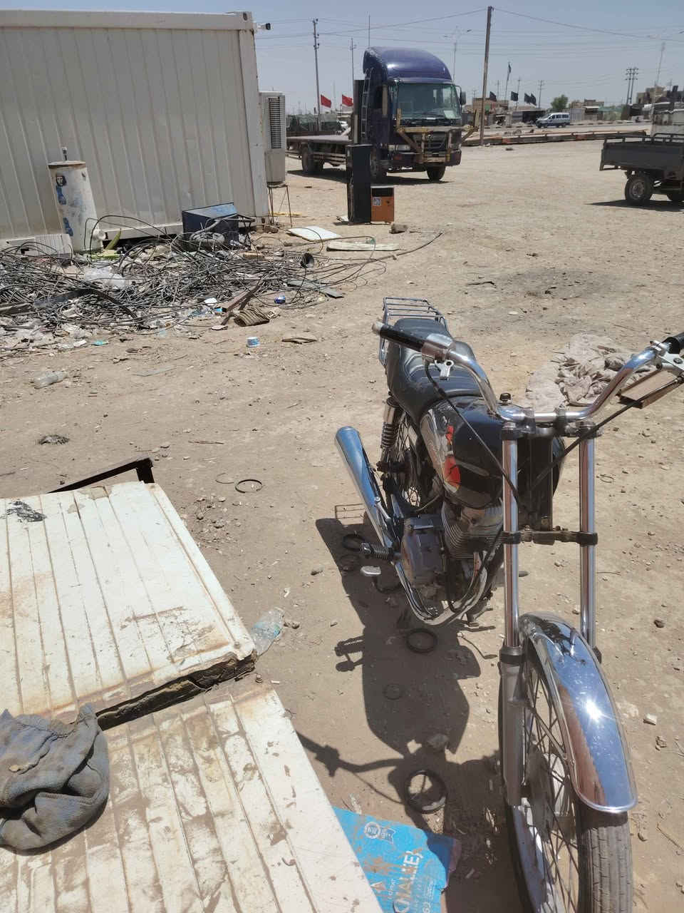السلام عليكم دراجه نامه كلك للبيع مكان الناصرية الإسكان الصناعي السعر ٣٧٥ رقم الهاتف *********** واتساب متوفر ناصرية, ذي قار
