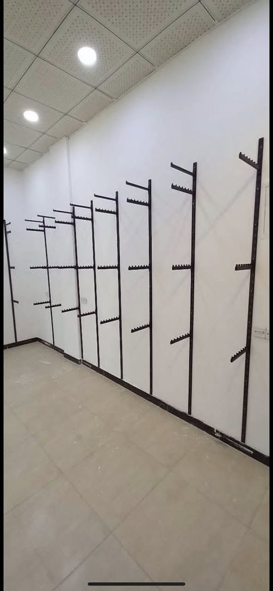 سلام عليكم ورحمه الله وبركاته نوفر لكم كل ماهو جديد استاندات وتعاليك وديكور متكامل وملكانات رجالي نسائي للحجز والاستفسار واتساب *********** توصيل جميع انحاء العراق
