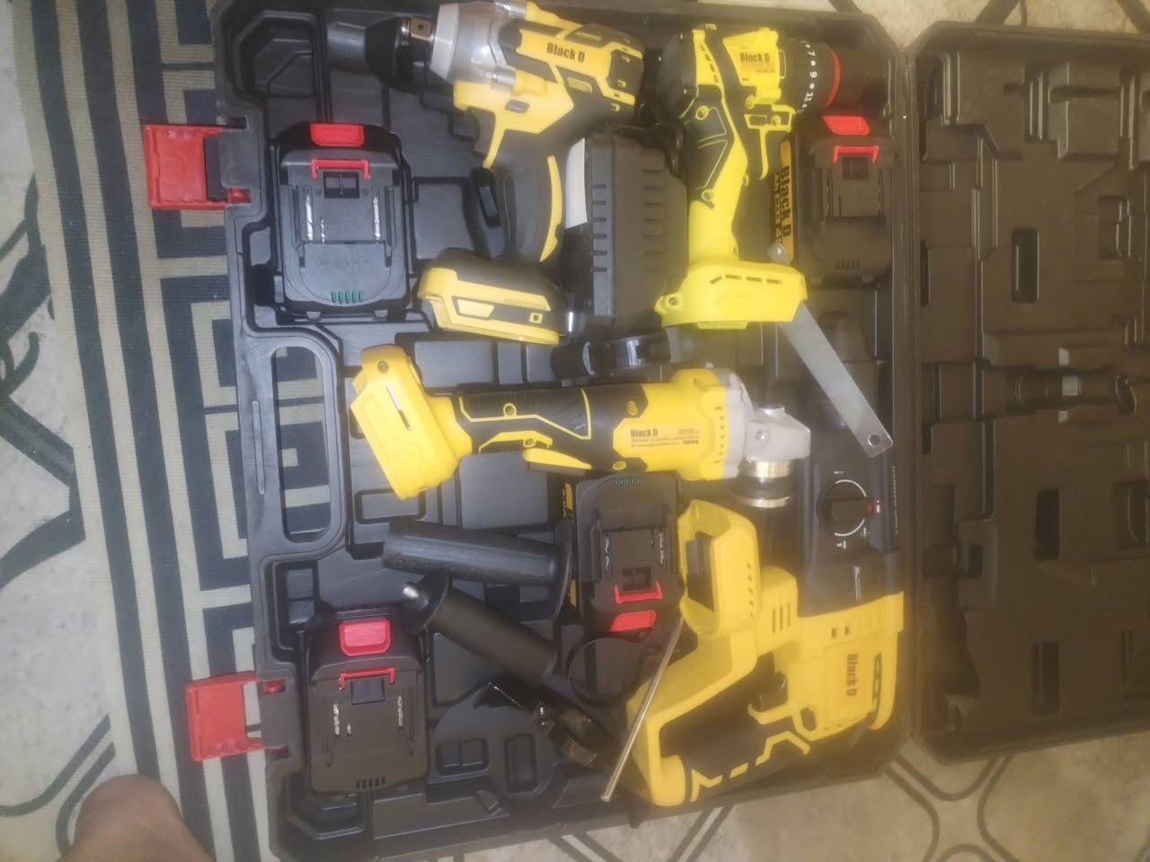 جنطه مال درينات تكون درين همر ودرين برينه ودرين لقمه يشتغل بناضمين دبل بطاريه العدد4ودبل شاحنه الكبيره معه غراضهن كامله جديد ما مستعمل السعر125


**إذا كنت صاحب هذا الإعلان وتريد حذفه لأي سبب، رجاءا أرسل رسالة إلى الدعم الفني**