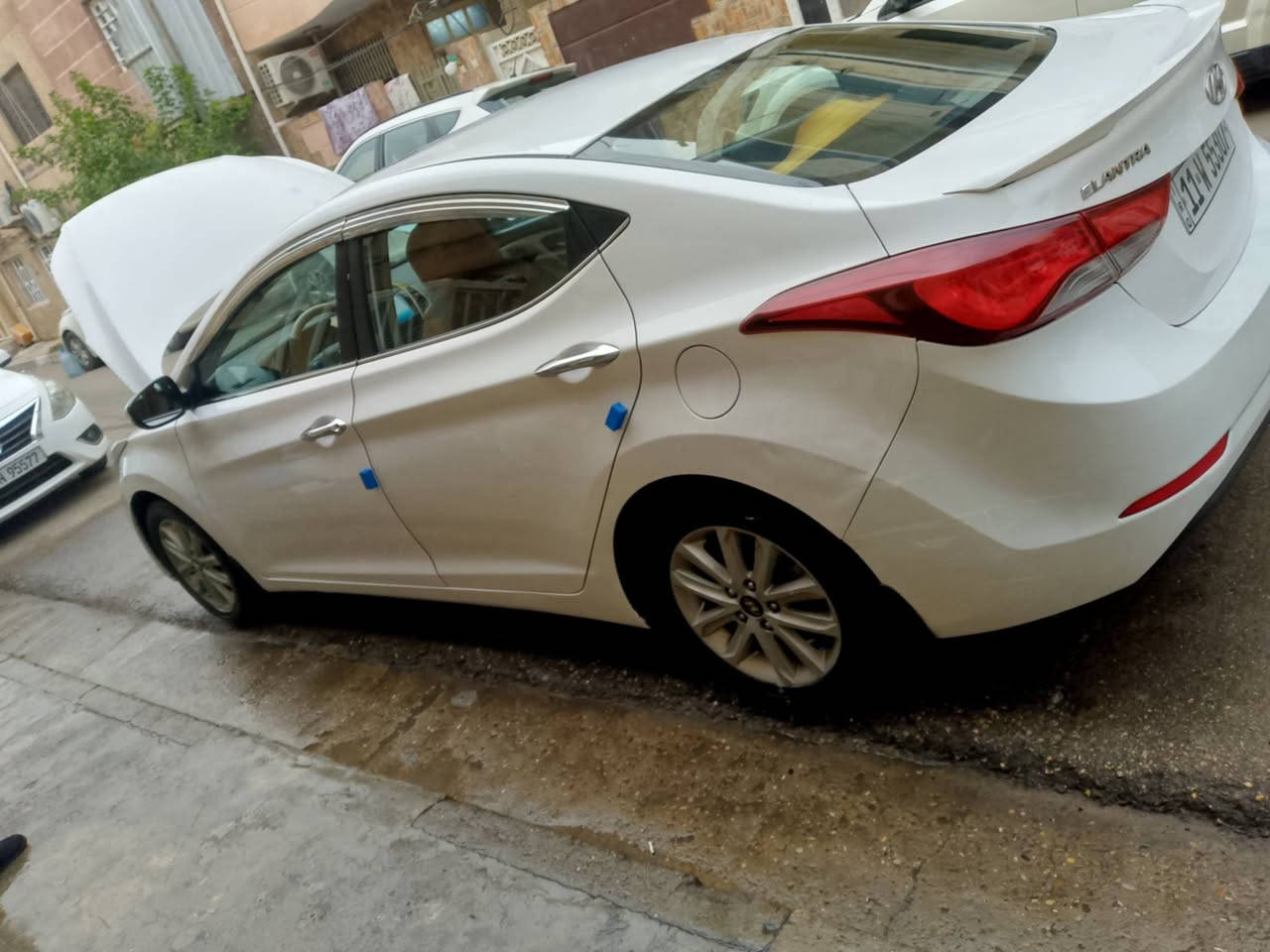 النترا خليجي موديل 2016   رقم بغداد الدولي سنوية بسمي مواصفات فتحة طكتين تحكم ستيرن جهتين  شاشة لمس كامرة دوارة  دركة اخياط داخل صاج تبريد قطعتين  مري شفط اشاير بالمري جام ملون كشنات مخمل ومدوشمهن ليت عدسة بلوجكتر زنون  لد امامي خلفي صدر امامي خلفي  
جديد  سيارة جاهزة متذب عليها لو ربع  ماشية 152
ويل كب  تخم تاير مكينة 1800 دوش كير AT  السيارة بيعة تبديل باب السائق فقط. دوسة مصبوغة  وين ميعجبك روح افحص السعر 127 وبيهة مجال بسيط  رقمي 
*********** ابو كرم
