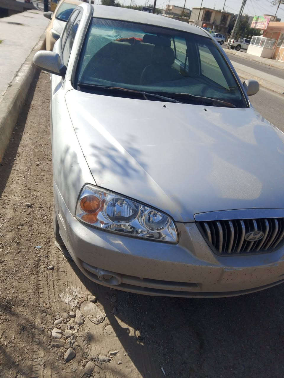 سلام عليكم عندي سيارة النترا 2004 مزاد وزارة داخليه مكينة كير عادي محرك تبريد تدفئة جاهزة من كلشي فقط سمكرة تحتاج داخليه حلوة سيارة حلو حتى سيد بريك يشتغل  ومكينتها 2000 ترايها وين مجان السعر 45 ورقه مكاني ديالى بلدروز 
تواصل ***********
