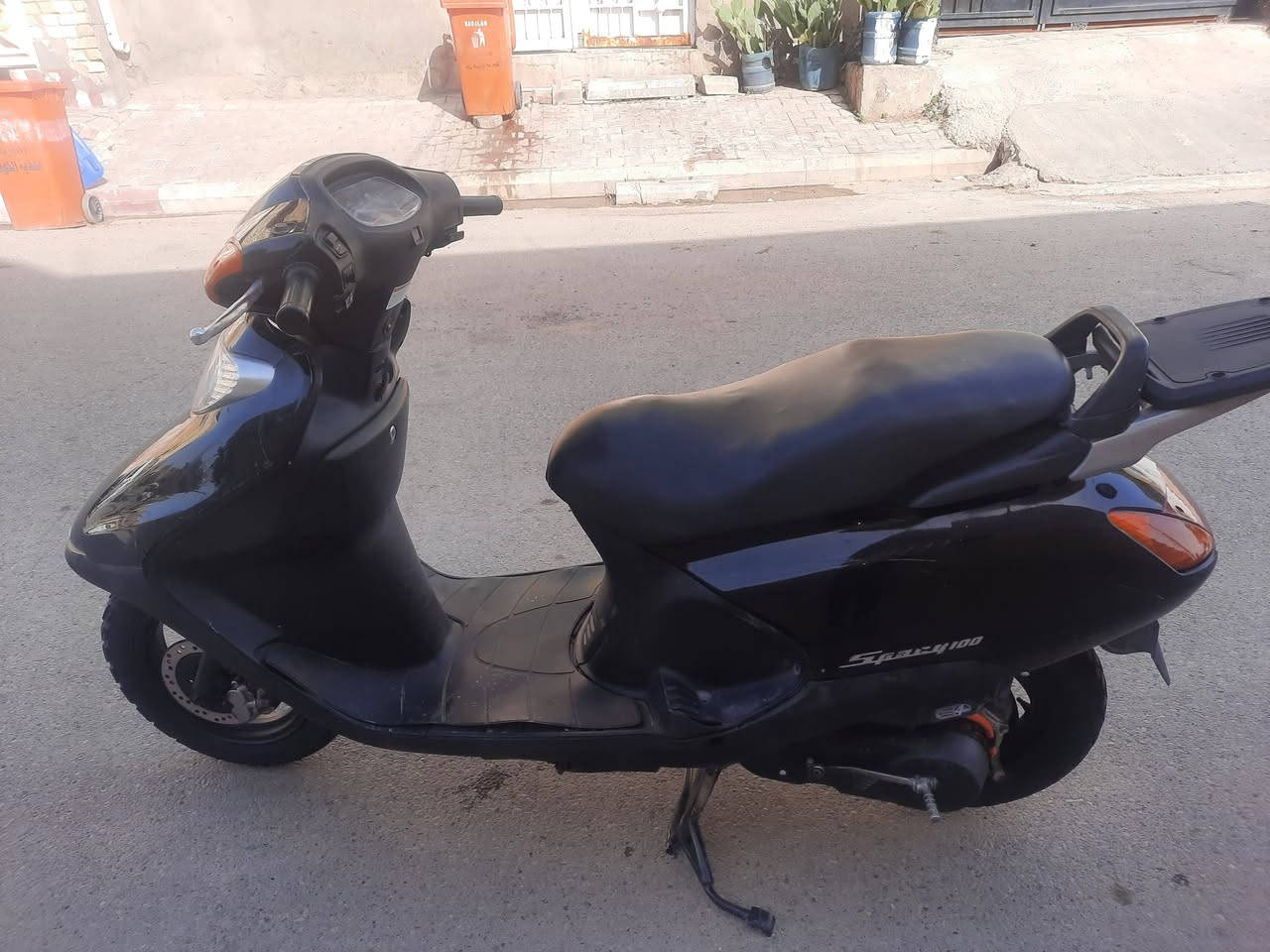 دراجه سبيسي ياباني كفرات اصلي ابو الختم مكينة ناعمه كهرباءيات شغاله سلف هندر دراجه خير من الله   ***********
