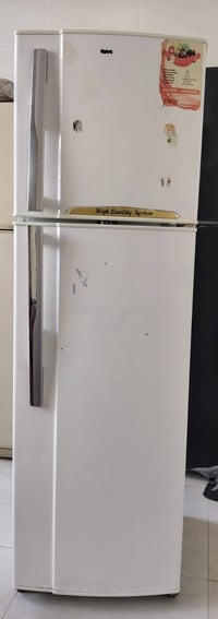 ثلاجه • شغالة • كلشي مابيها