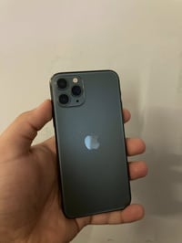 آيفون ١١ برو • ٢٥٦ • بطارية ٦٧٪