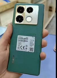 نوت 40 برو • مبادلة بايفون اكس ماكس • مع كفر