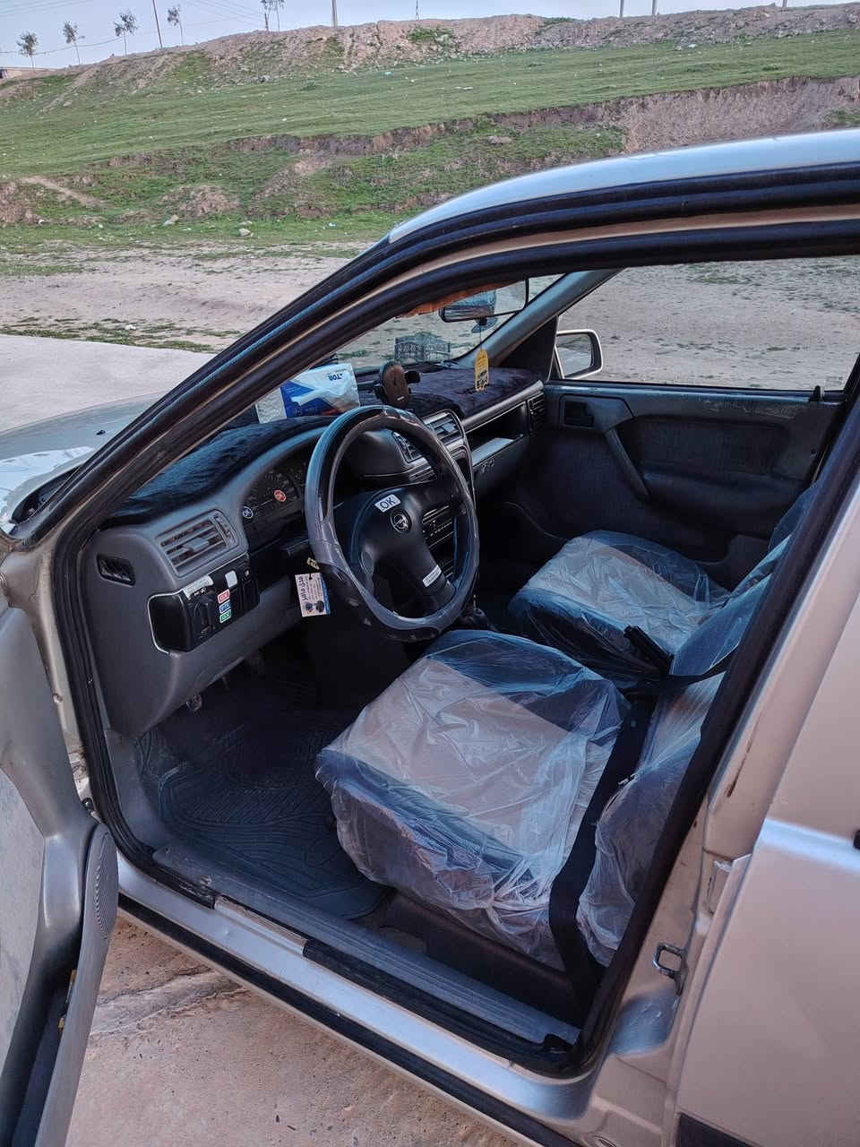 فكتره 20 موديل 93 لاصرف لا نفخ السياره سستم السعر 49 وبيها مجل قليل شرط التحويل 
***********
