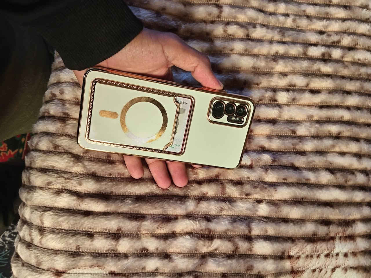 السلام عليكم تليفون للبيع تليفون ريدمي نوت 10 للبيع تلفون جديد وما ابي اي شيء بس ماله تليفون ما مصلح ابد تلفون حتى المراوس تليفون ذاكرته 128 يشغل ببجي 60 فريم تلفون سلس تلفون مراوس وبيع السعر 110 وبالمجال بابل المسيب هذا رقمي بي واتساب ***********
