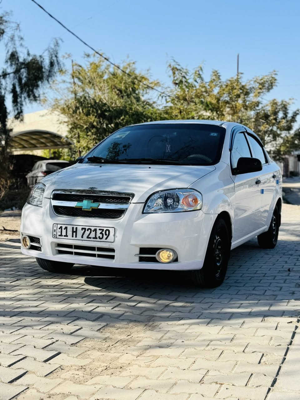 السلام عليكم
افيو خليجي 2011
الشركه العامه للسيارات كير عادي؟
مكينه مفتوح المرغوب 1500 مال مؤسسه
رقم بغداد انكليزي بااسمي شخصيآ سنويه جديده وهزه جديده تحويل مباشر
(كير ومكينه مكفولات //كير عادي جام عادي داخل لونين) 
منضومة تبريد كله جديد مبدلها 
حداديه مبدلها أمامي وخلفي+مشط جديد مال حاويه بدلته //وتخم تاير +تخم ويل مال شركه 
ماصدات +كشافات +زوج بك لايت خلفي جديد كهربائيات كلها شغاله  //شاشه اندرويد //مابيها نقص ابد 
دواخلها كلش نضاف ع الشركه
السياره بيها رش جاملغ أمامي بدون دواخل وربع الباب الخلفي بدون حادث اثر شخط //لغود وتكم وشواصي بلاديات مملعوب بيهن ابد ع الشركه لسياره لفضل لله 
السياره جدآ نضيفه وجاهزه من كلشي 
السعر 66 وبيها مجال حك الضيافه *********** 
اخوان كلشي اكو بالسوك المايعجبه لايكسر بحلال الناس 
سعره 66 ومجال بسيط 
ومكاني بابل محاويل الشراي يتصل ع الرقم
