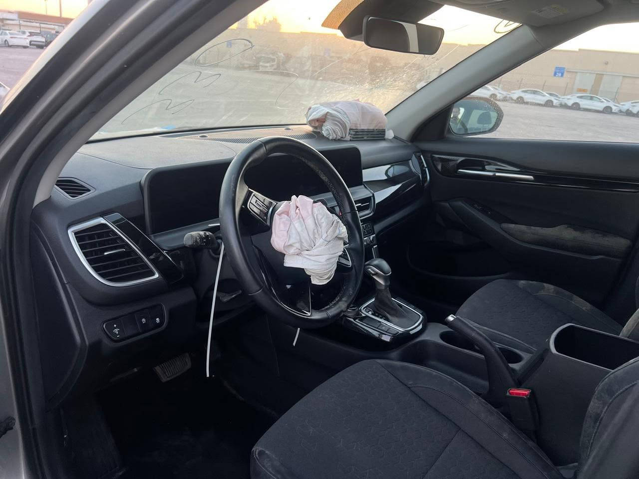 سيليتوز 2024
بصمه كشن قماش 
واصل ميناء 115 ورقة بدون كمرك

‭٠٧٧٧ ٤٩٩ ٧٧٧١‬
