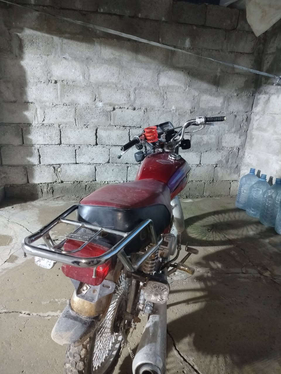 دراجة تايكر موديل 21 دراجة مابيه اي خلل دراجة كفالة عامه
محرك جدا نظيف ما ابي اي خلل مع مضروب اي صبانه وايرمانيه كلها شغاله لايتات زينون السعر التواصل الخاص اذا موشراي لا تجي خاص
***********
واتساب موجود
***********
