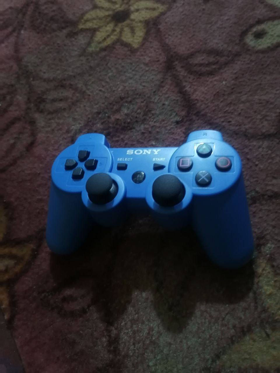 السلام عليكم بلي 3 السعر 100 بدون هارد 90 معه كامل اغراضه 
جوستيكين 2
هارد متروس العاب ويه الواير مالته 
و كامل الويرات 
بيه بس اليده الثانيه السوده مال الحركه مكسور أو تعبان


**إذا كنت صاحب هذا الإعلان وتريد حذفه لأي سبب، رجاءا أرسل رسالة إلى الدعم الفني**