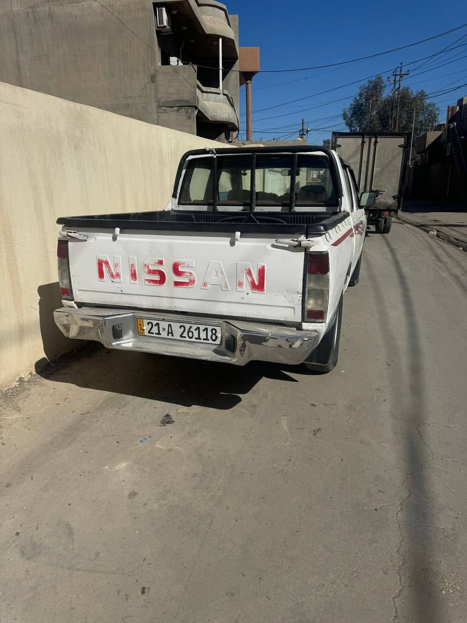 نسان بيك اب ٢٠٠٩ ياباني داخل احمر بي تلاث قطع صبغ رقم سنويه جديد سعر ٩٣ ورقه ***********
