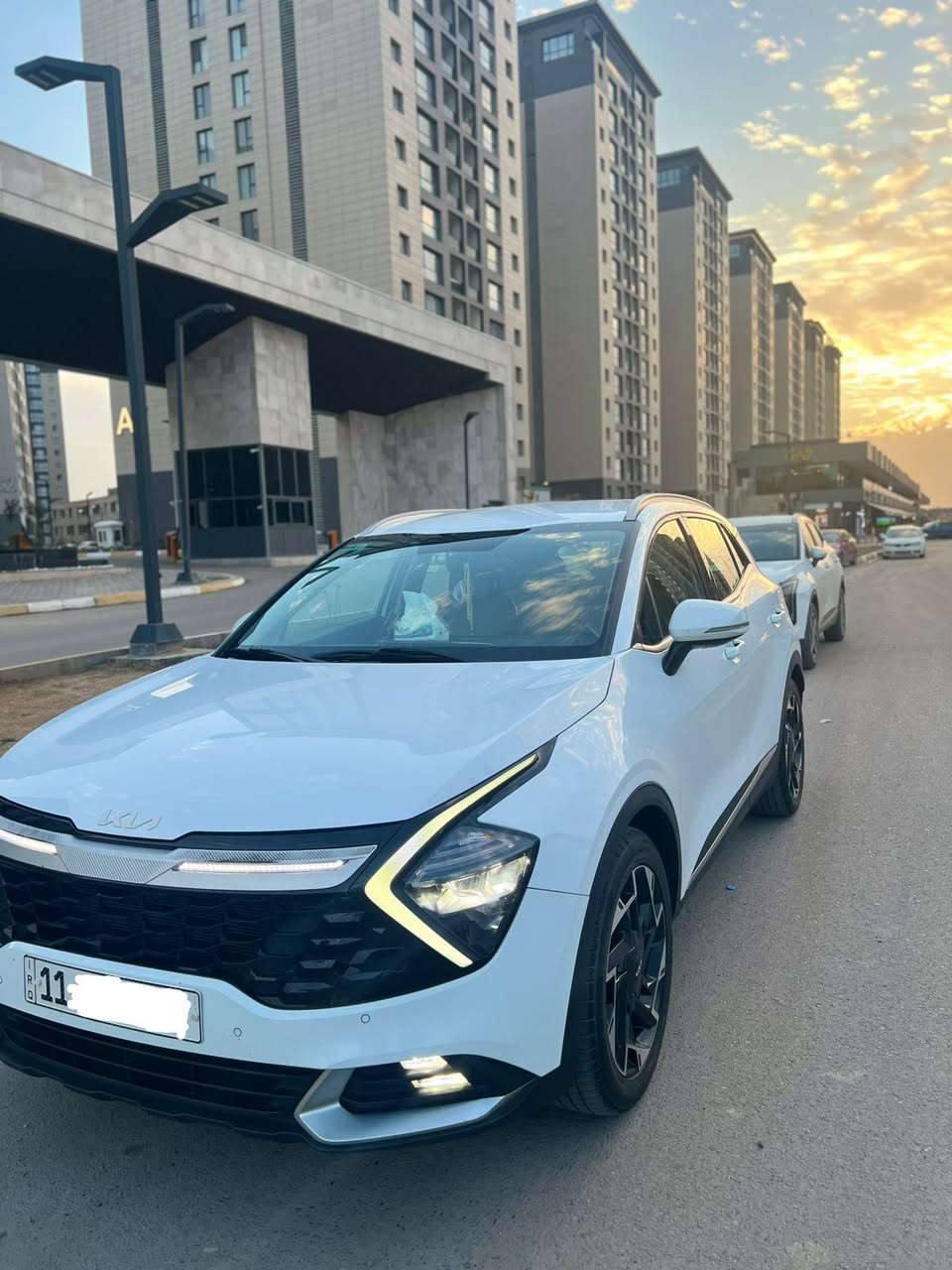 السلام عليكم من رخصة ادارة الكروب
عندي كيا سبورتج موديل 2024 رقم بغداد

بسمي وارد خليجي مكفولة من الضربه والصبغ

والبارد وبيه سونار فحص مرفق سيارة 

جديدة وبلخير والعافيه على الي تكون من نصيبه

السعر ب 213 ورقه 

العنوان / بغداد / الكرخ . 

رقمي *********** وبي واتساب.
