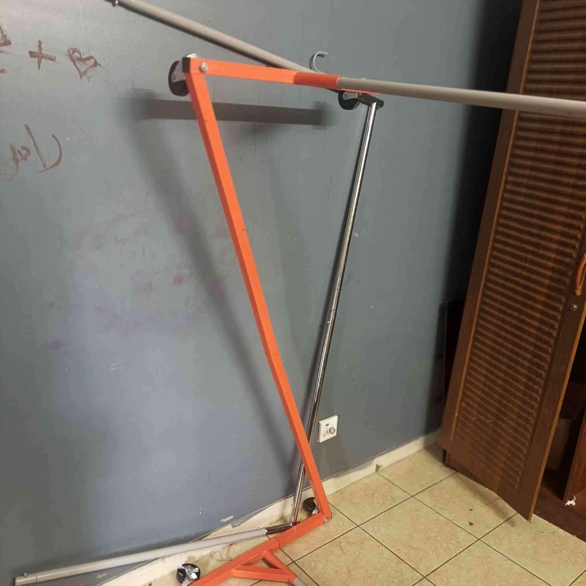 ستاند ملابس كلش قواي ماركة يتحمل وزان


**إذا كنت صاحب هذا الإعلان وتريد حذفه لأي سبب، رجاءا أرسل رسالة إلى الدعم الفني**