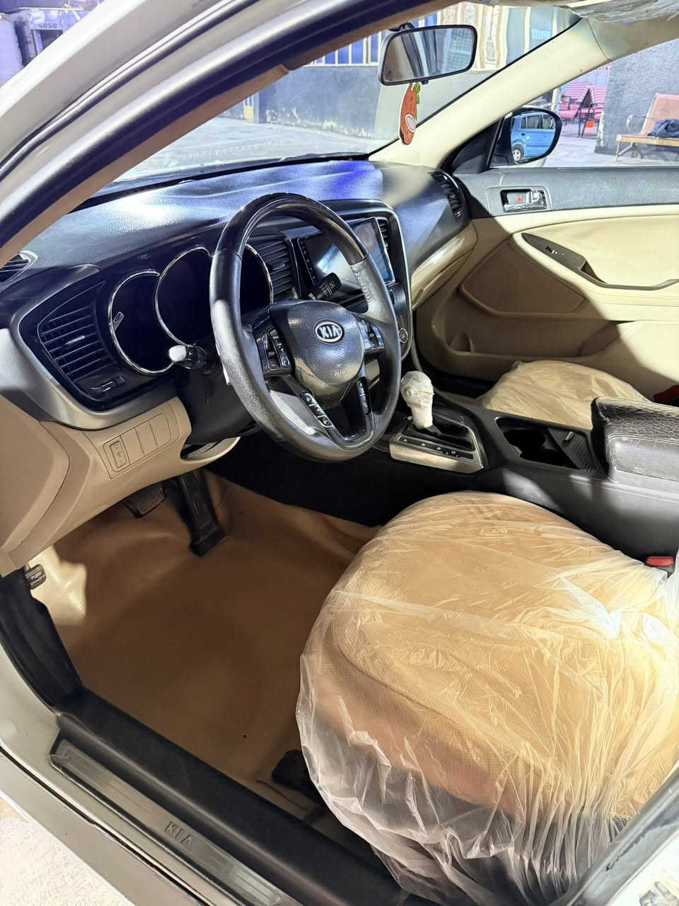 السلام عليكم

سيارة كيا اوبتيما  للبيع خليجي موديل ٢٠١٣

مواصفات فول واحد على واحد

* بصمه تشغيل أبواب 

*بصمه ترحيب 

*مري شفط 

*أشاير بالمري    

*سقف بنوراما    

*كشنات جلد

*قطعتين تبريد

*كشن كهربائي 

*تحكم ستيرن فول 

*شفتات بالستيرن 

*حساس خلفي 

*ميموري خزن

*نظام ايكو

*نظام abs +مانع انزلاق

*اضاء النقطة العمياء  

*محرك ٢٤٠٠ دوش

*كير اوتماتيك

*خمسه ويل كب  

*كير مكفول

*دبل صالنصه

*تبريد ثلج

رقم اربيل جديد 

مكان السياره بابل الهاشمية

***********
